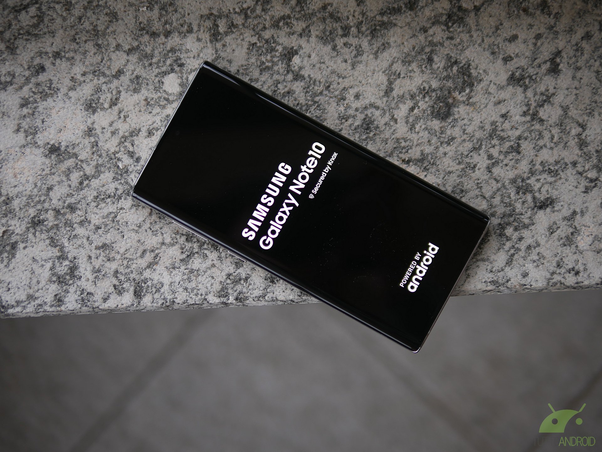 Granskning av Samsung Galaxy Note 10: vacker övergång mellan Galaxy S e Note 9 