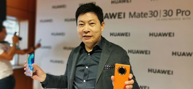 CEO Huawei Richard Yu Q&A: "Politisi Bermain Game"