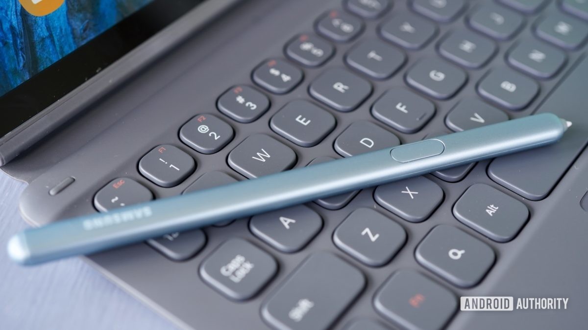 Samsung Galaxy Tab S6 mengulas S Pena dan keyboard