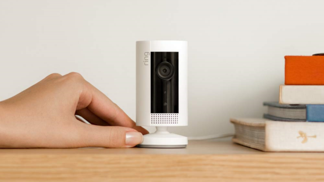 AmazonEero och Ring lanserar en ny Wi-Fi-nätstation, en säkerhetskamera med ett dödligt pris på 2