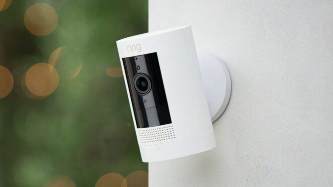 AmazonEero och Ring har lanserat en ny Wi-Fi-nätstation, en säkerhetskamera till ett dödligt pris 3