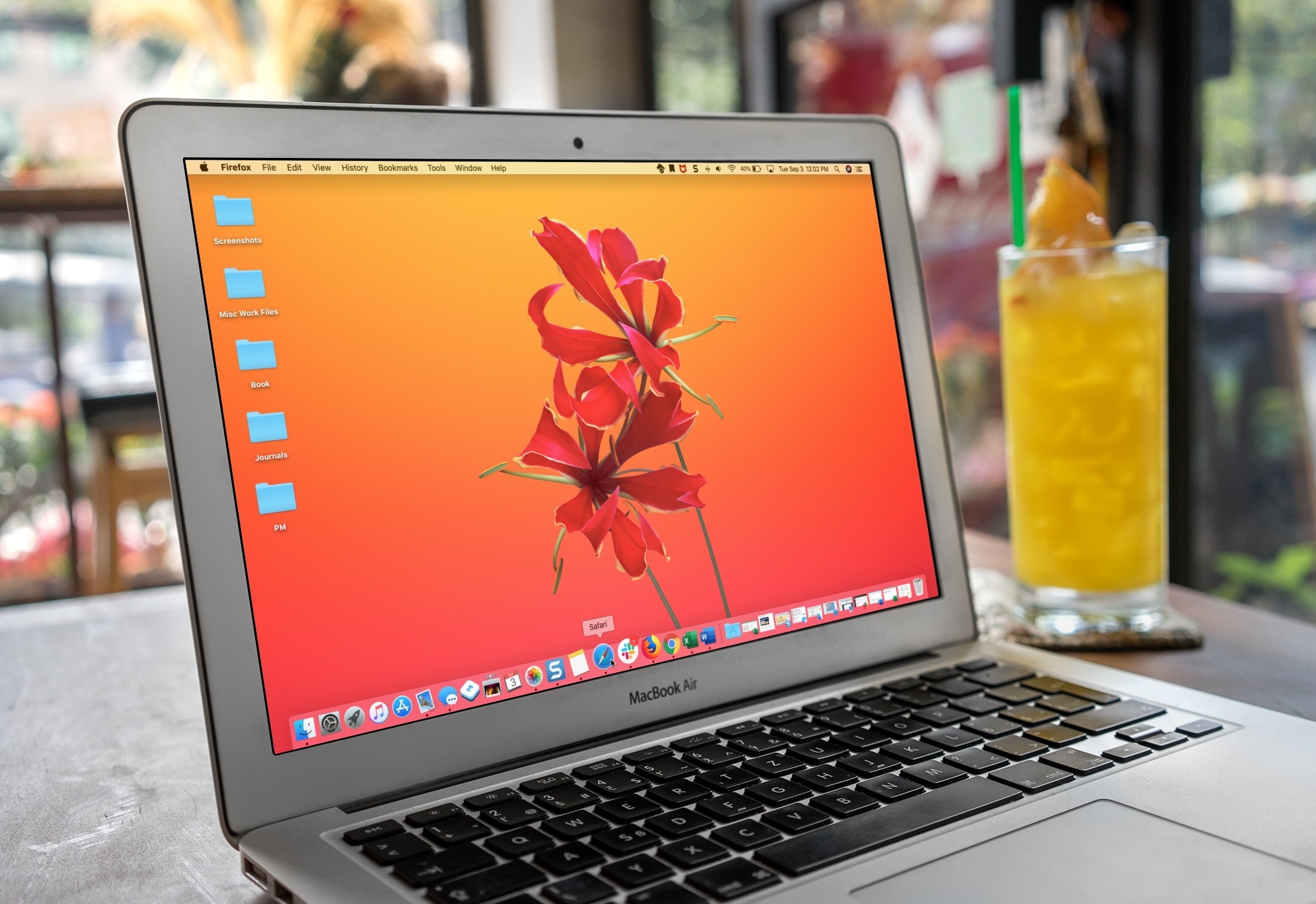 Macbook Fungerar med Mac Dock