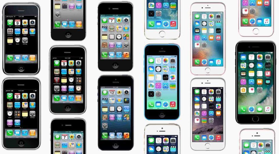     Några tidigare iPhone-modeller, släpptes först 2007