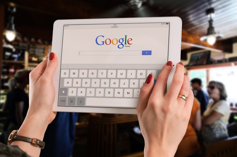 Google membahas implementasi ulasan inline yang menyesatkan dalam Pencarian