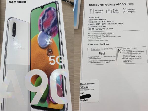 Samsung Galaxy A90 5G detaljhandelsbox läckte ut