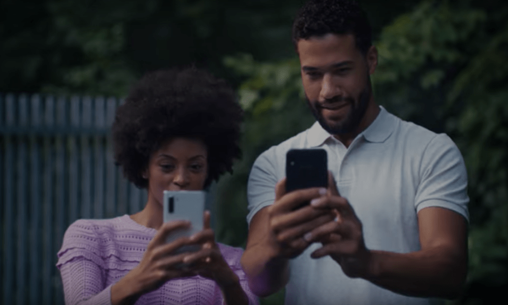 Samsung mengolok-olok iPhone lagi dalam iklan yang cerdik ini