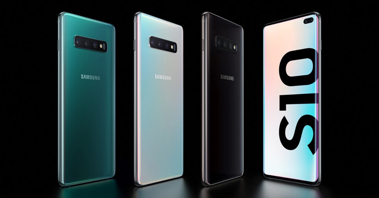 Samsung Galaxy S10 Plus dengan bagian belakang dalam berbagai warna