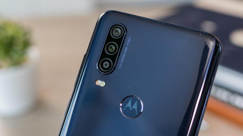 motorola one action review 3