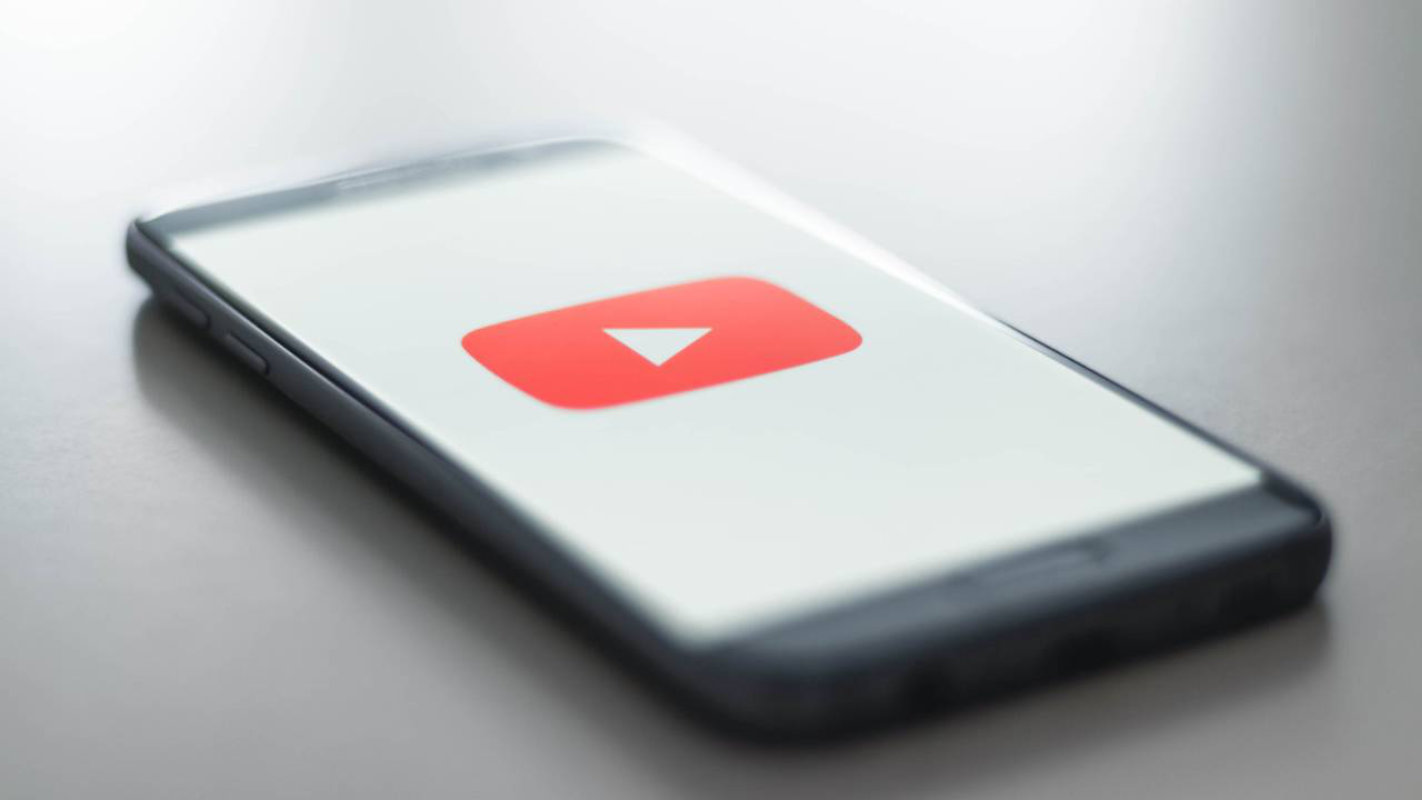 YouTube jumlah pelanggan yang disederhanakan memiliki pengguna dalam kegelisahan