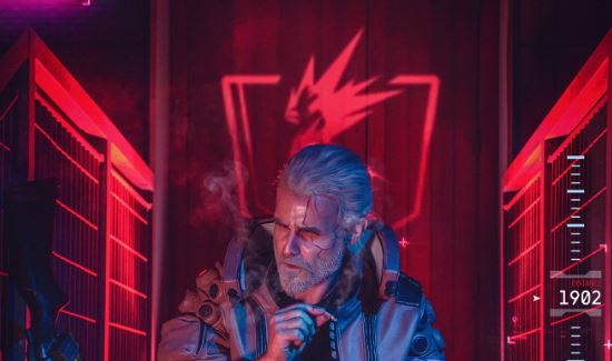 Geralt Invade Cyberpunk 2077 dari The Witcher Dengan Cosplay Luar Biasa Ini