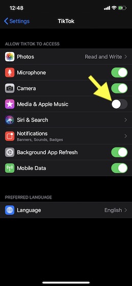 Larang TikTok untuk mengakses Apple Musik