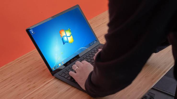Pemerintah Jerman akan mengucurkan hampir $ 900.000 untuk memelihara jutaan PC Windows 7 diperbarui