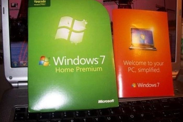 Kampanye ini meminta tanda tangan untuk meminta itu Windows 7 menjadi sistem operasi open source