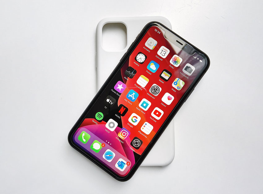 iPhone med OLED-skärm