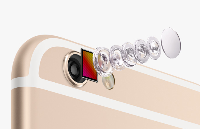 Jämförelse mellan iPhone 6 från Apple framför Galaxy S5 och Galaxy Samsung Alpha 5