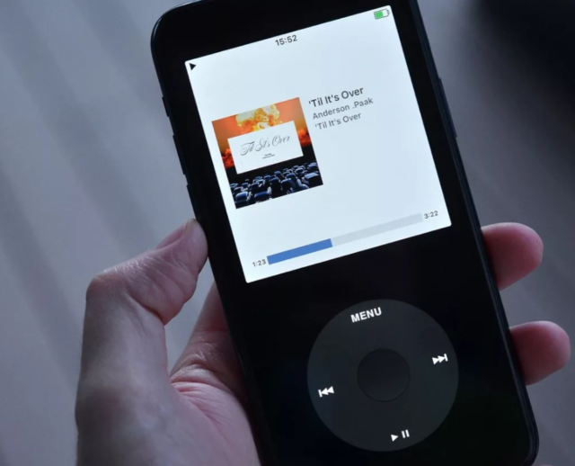 Aplikasi yang mengubah iPhone menjadi iPod Classic 2