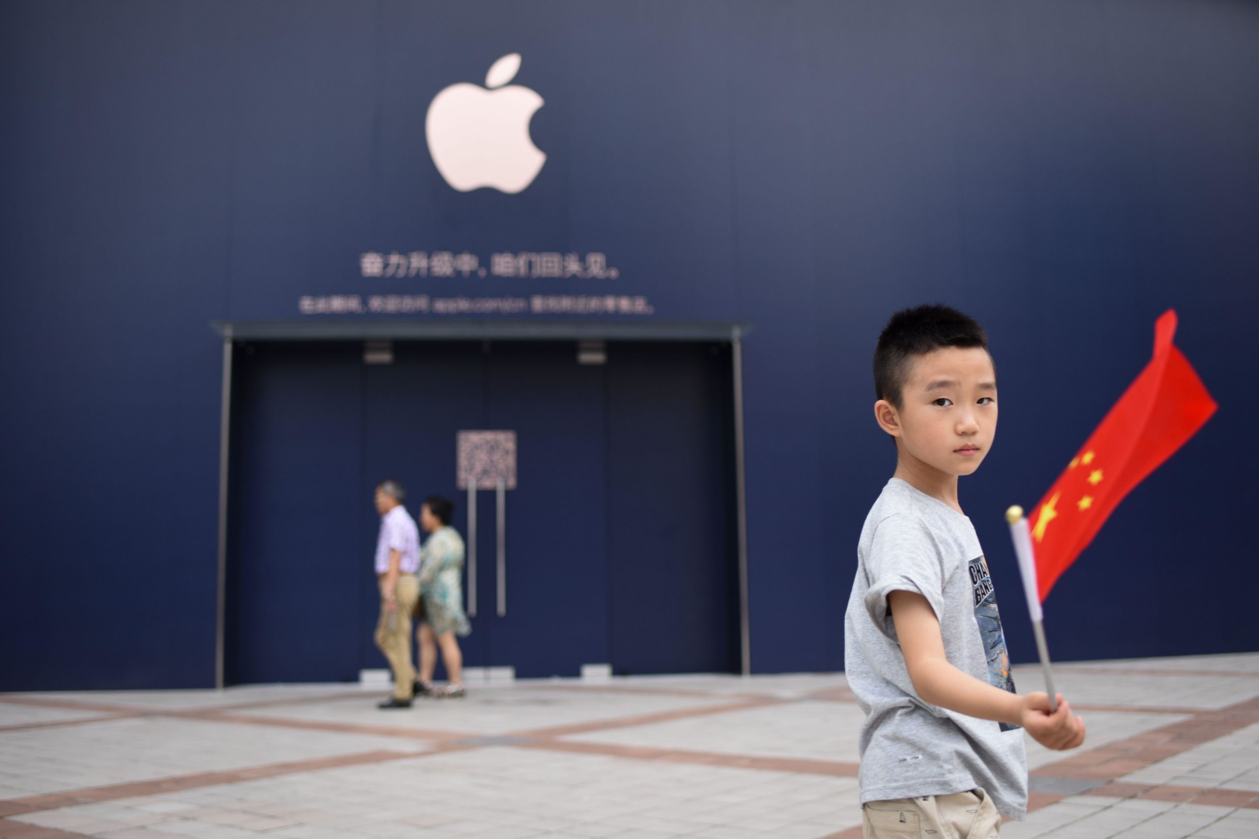 Apple menutup toko dan kantornya di China untuk virus korona