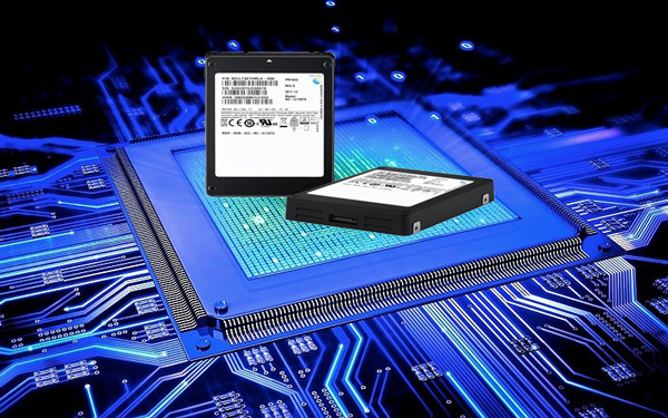 Apa itu SSD (Solid State Drive) dan fitur apa yang dimilikinya?