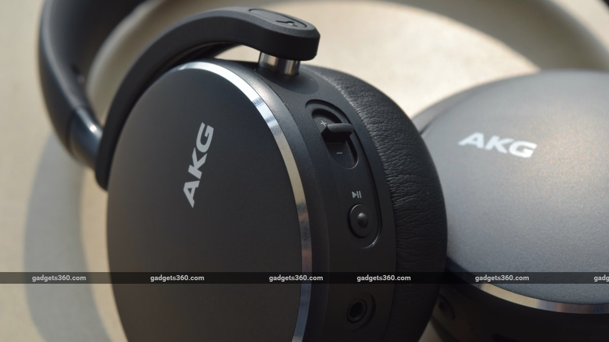 AKG Y500 Wireless Headphones Review