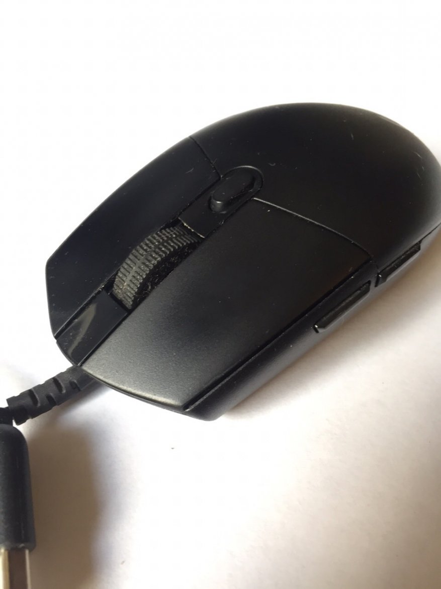 🥇 Apakah mungkin untuk membeli gaming mouse yang bagus hingga 2 ribu