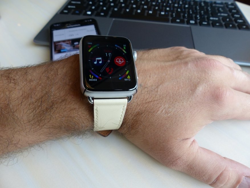 Jam tangan pintar Lemfo LEM10 4G yang baru: si pembunuh Apple Watch? 20