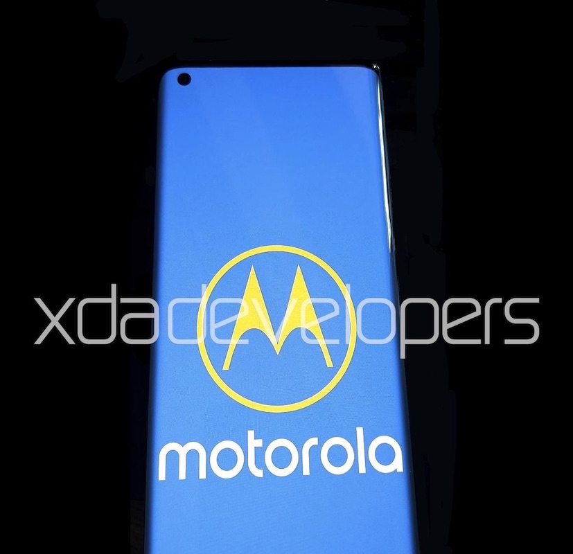 Ponsel Motorola dengan tampilan air terjun 5G, 90HZ dalam pengerjaan