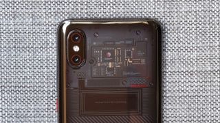 Bagian belakang Xiaomi Mi 8 Pro