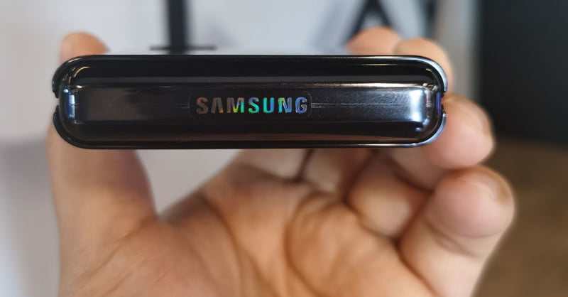 Galaxy Z Flip: tayangan pertama lipat Samsung baru