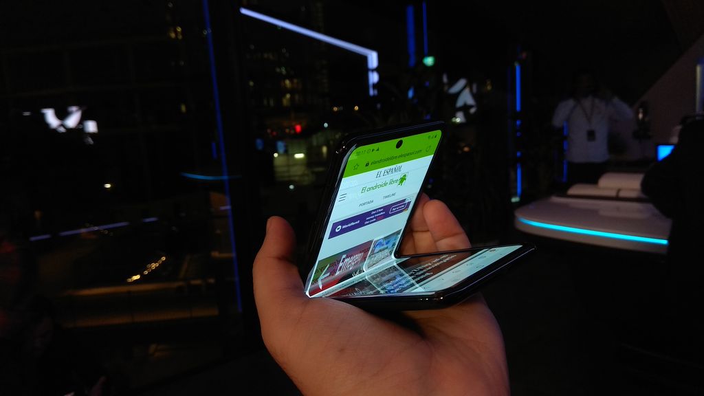 Baru Galaxy Z Flip: ini adalah lipatan ultra-kompak Samsung 9