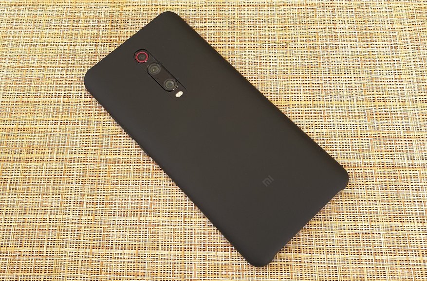 Smartphone teratas Xiaomi: memenuhi flagship anggaran Mi 9T 7