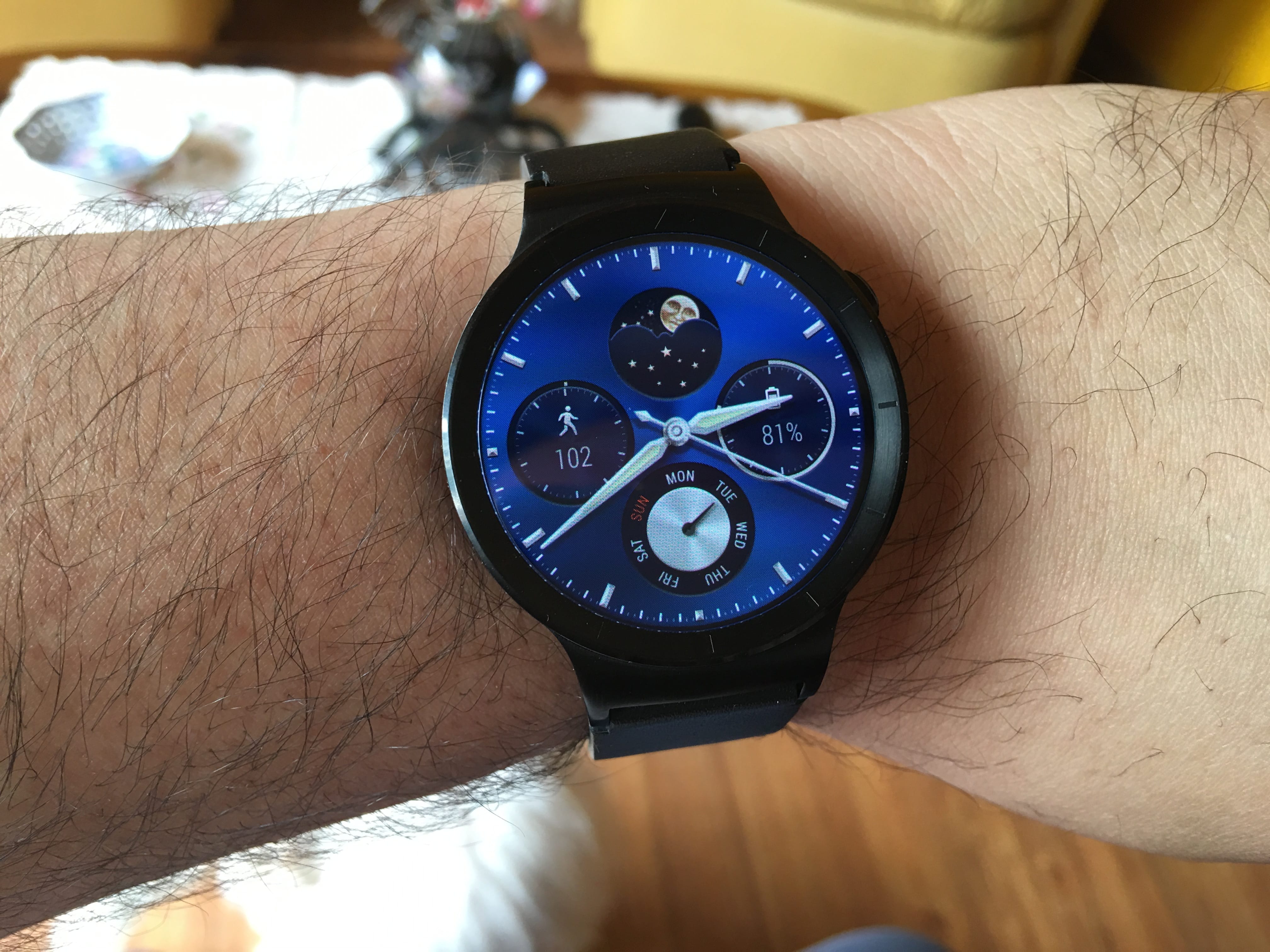 Granska Huawei Watch 8
