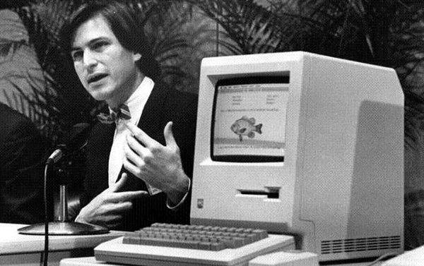 Jobs Mempersembahkan Macintosh 1984