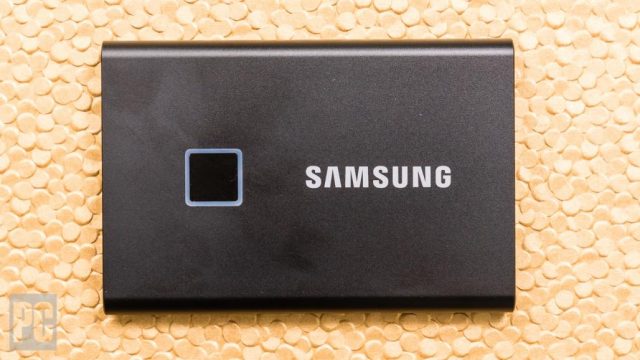 Sekilas: Ulasan Samsung Portable SSD T7 Touch 2 "width =" 640 "height =" 360