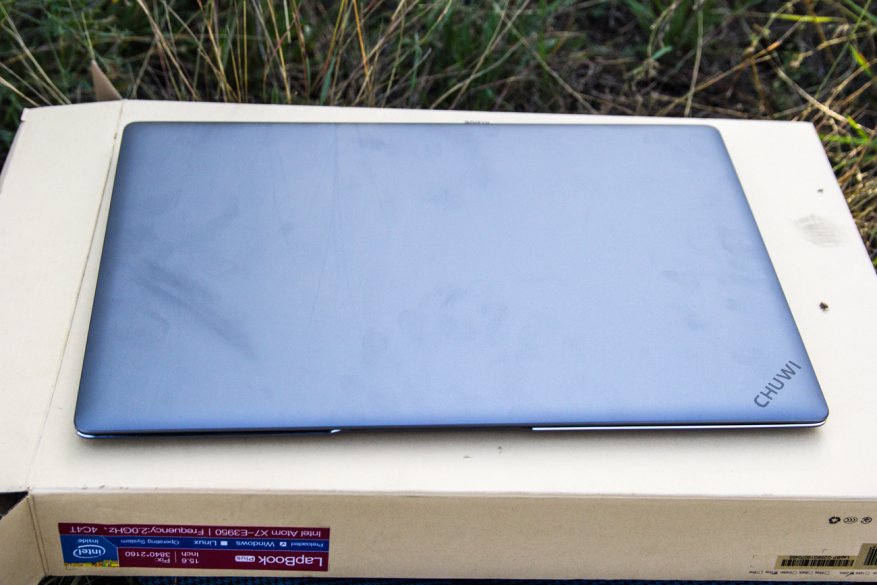 Ulasan filistin Chuwi LapBook Plus: ultrabook mid-budget dengan layar 4K 14
