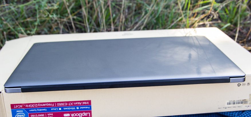 Ulasan filistin Chuwi LapBook Plus: ultrabook mid-budget dengan layar 4K 23
