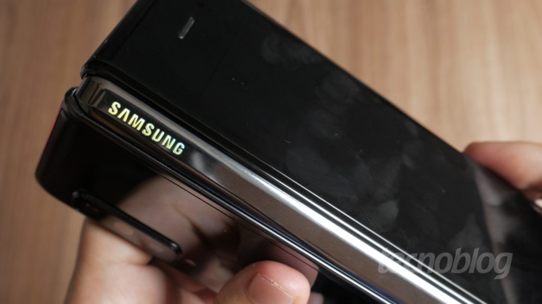 Samsung Galaxy Fold - Ulasan