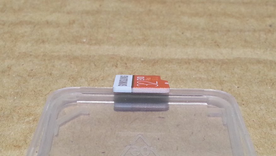 Kartu microSD Samsung Evo Plus 32 GB: bayi lincah 5