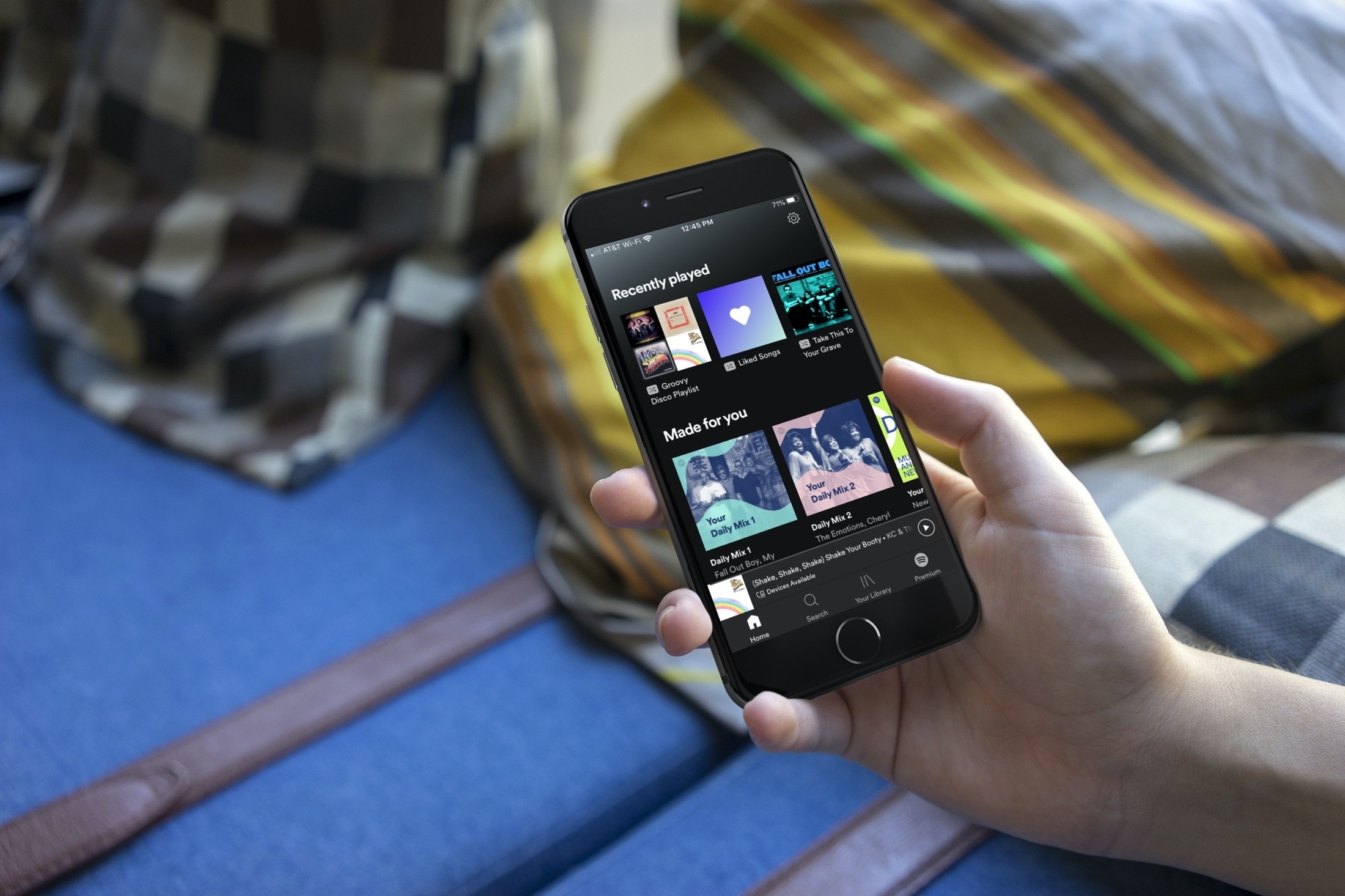 Lyssna på fliken Spotify Home på iPhone