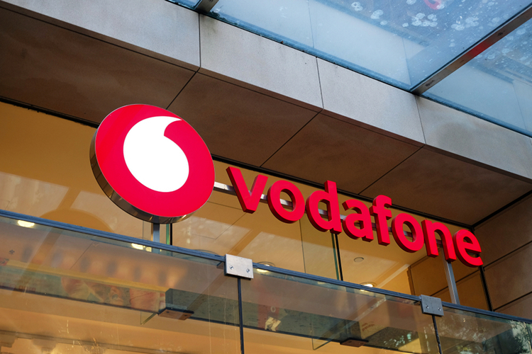 Ide Vodafone untuk Menawarkan Paket Pascabayar dengan Merek 'Vodafone RED'; Tetesan Ide Nirvana