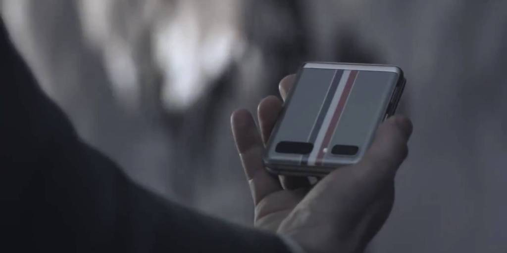 Promo Samsung yang bocor mengungkapkan edisi khusus Galaxy Z Balik dengan desain yang funky