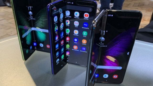 Samsung Akan Keluar Dengan Ponsel Yang Lebih Lipat