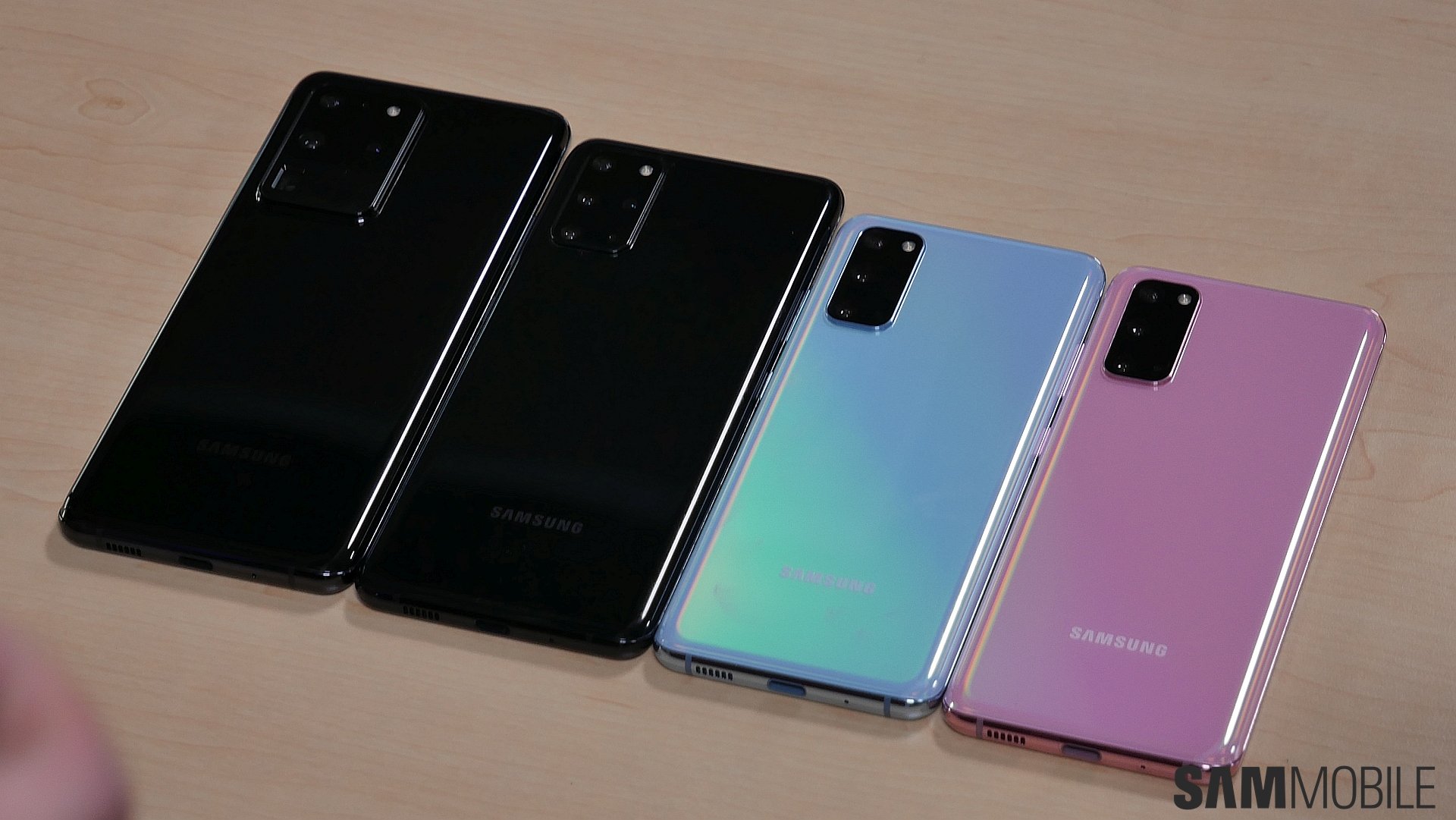 Samsung Galaxy S20 dan Galaxy S20 + hands-on: Luar biasa mudah