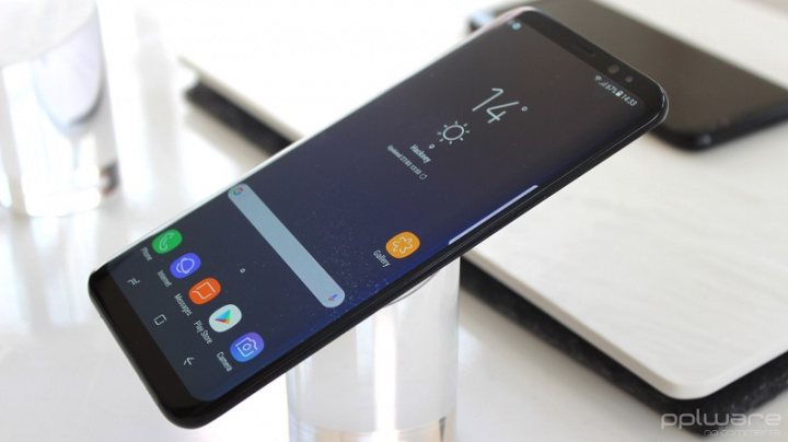 Samsung undertecknade ett patent som visar skärmen bredvid smarttelefonen 2