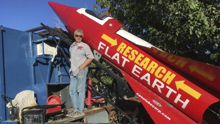 Roket Flat Earth Mike Hughes 740x417 0