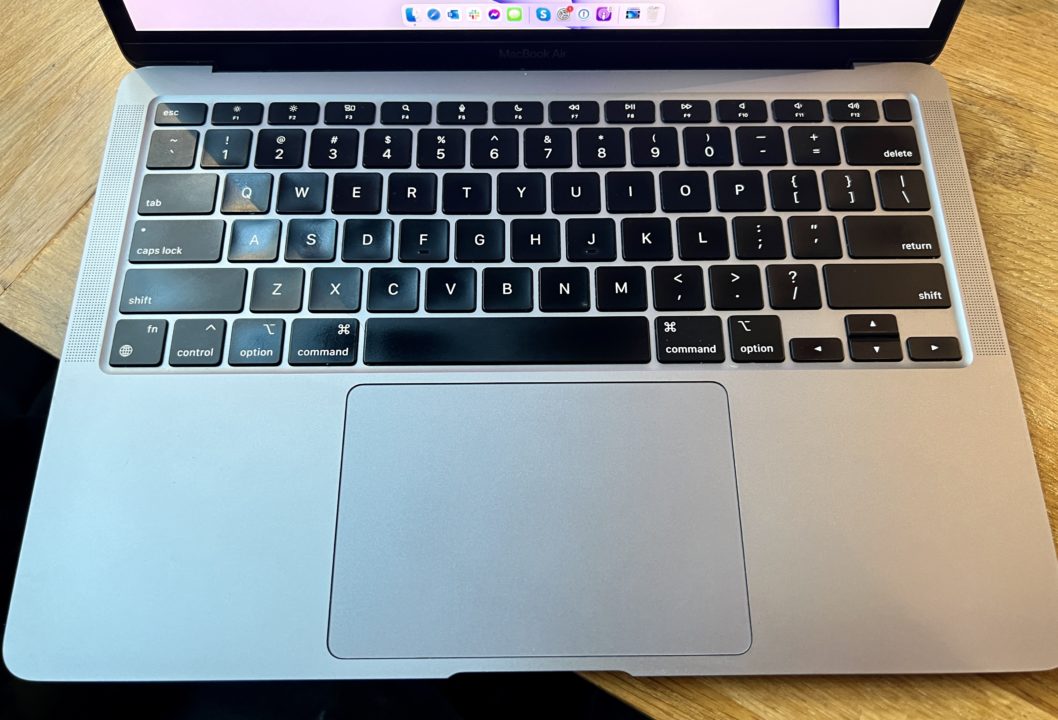 SNIKTITT - MacBook Pro 14: Apple akhirnya ketahuan 5