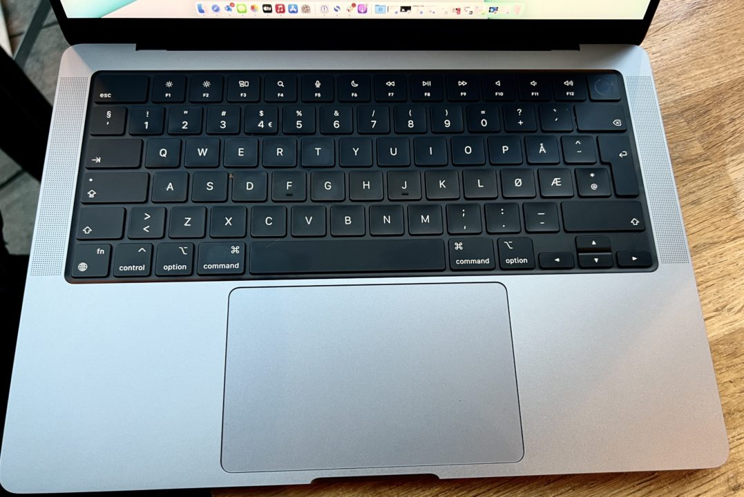 SNIKTITT - MacBook Pro 14: Apple akhirnya ketahuan 4