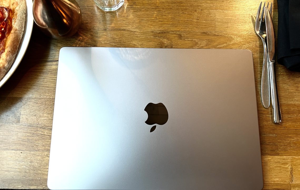 SNIKTITT - MacBook Pro 14: Apple akhirnya ketahuan 6