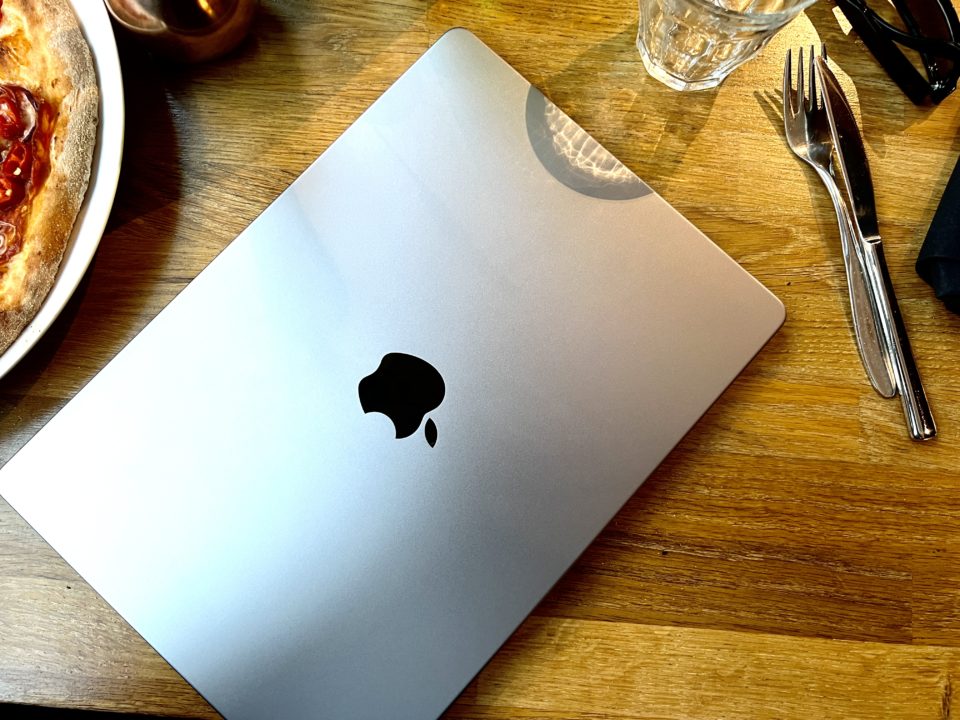 SNIKTITT - MacBook Pro 14: Apple akhirnya ketahuan 7