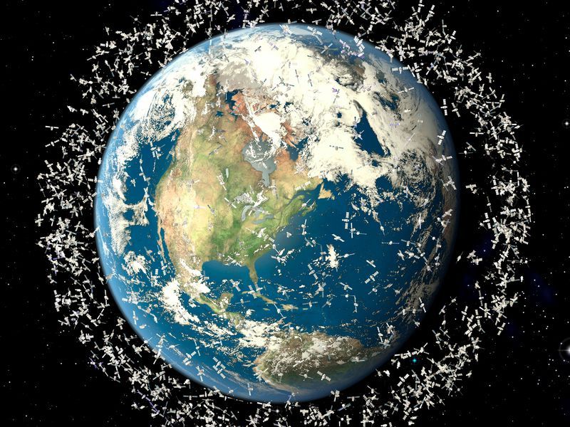   Rác vũ trụ đe dọa làm tắc nghẽn quỹ đạo Trái đất (ấn tượng của nghệ sĩ)