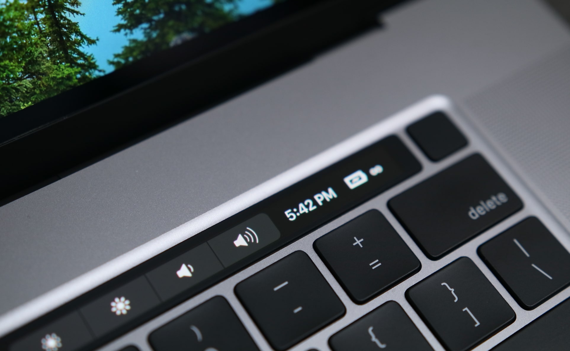 MacBook Pro Touch Bar Mẹo, Thủ thuật, Ứng dụng